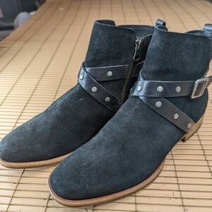 KORK-EASE WOMENS "KENAI" BLACK Leather and suede Side zip ANKLE BOOTS. Criss cro